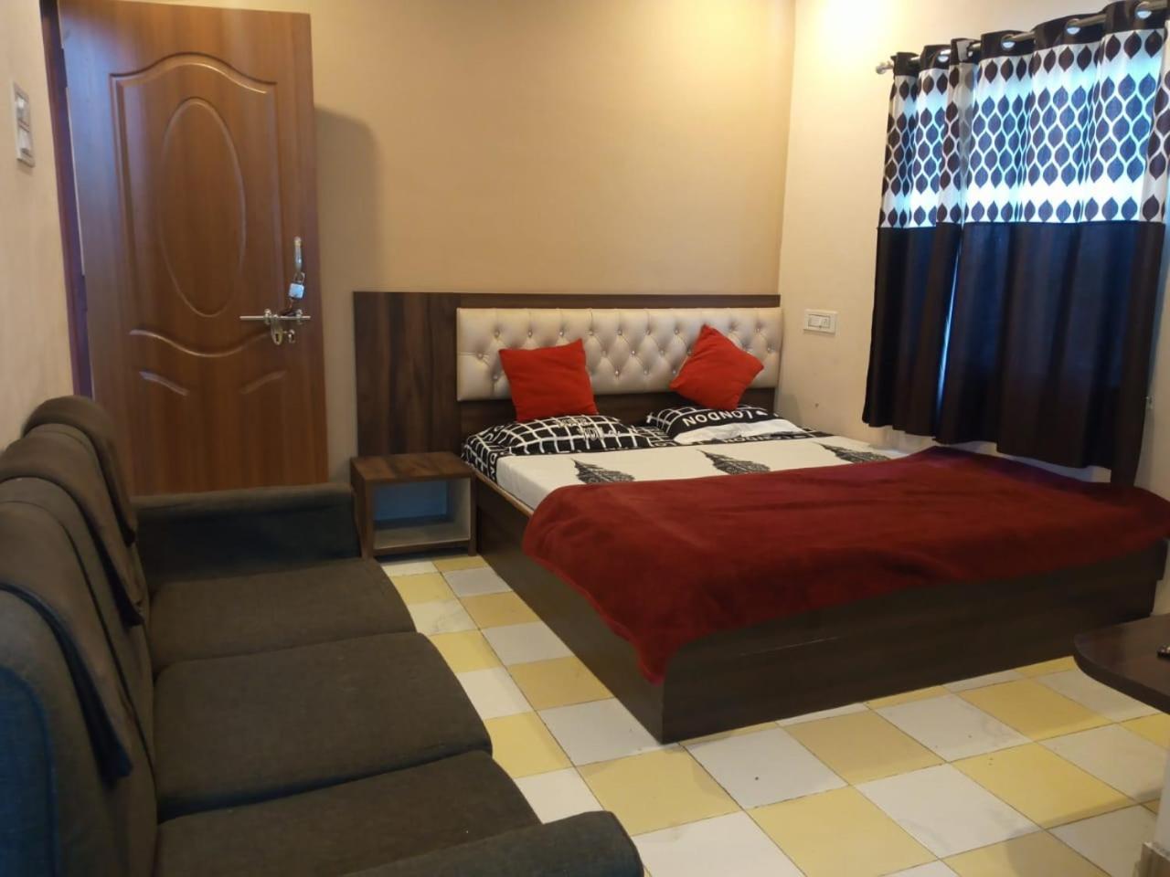 Bliss Guest House Assi Ghat Benares Buitenkant foto